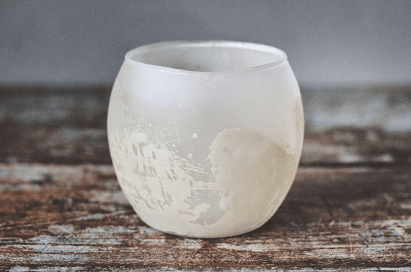 Trend telysholder 7x7 cm hvit med gull